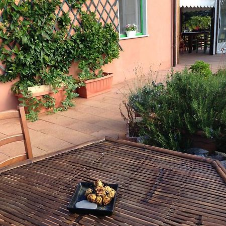 Bed and Breakfast Agriturismo "La Rosa Canina" Lerici Exterior foto