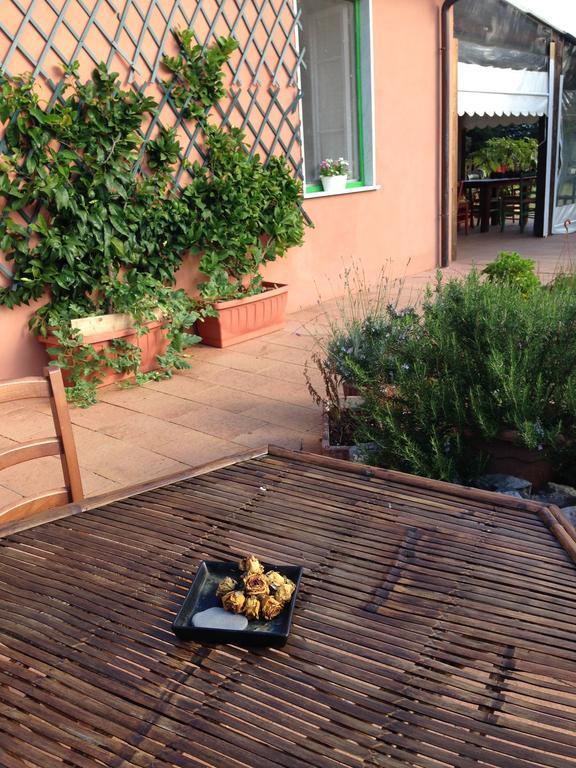 Bed and Breakfast Agriturismo "La Rosa Canina" Lerici Exterior foto